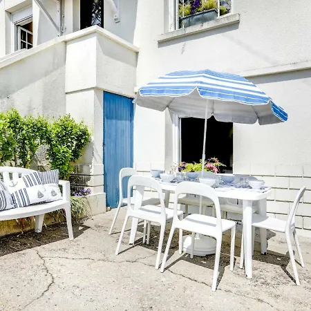 Holiday Fauvettes Tatil Evi *